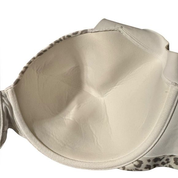 Cacique Totally Smooth Lightly Lined Balconette - Picture 5 of 7